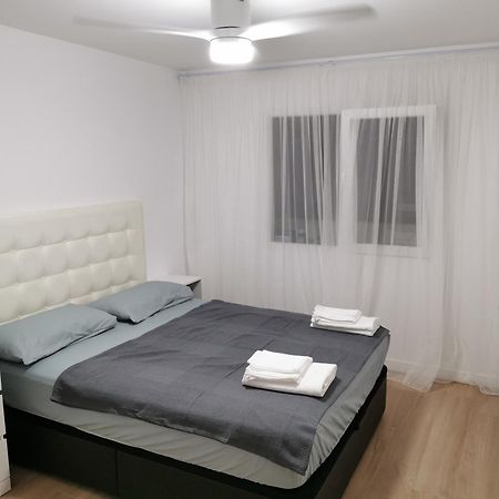 Oasis Apartment Аликанте Екстериор снимка